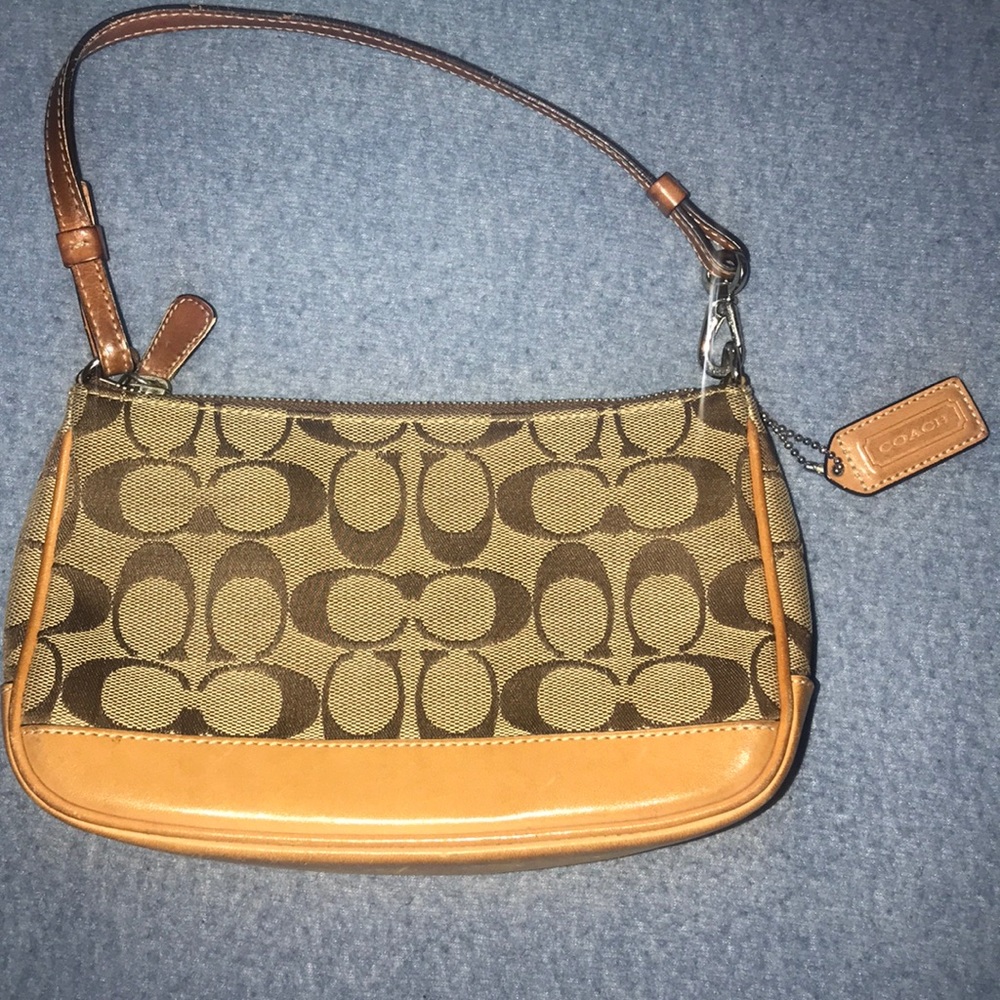 A coach purse